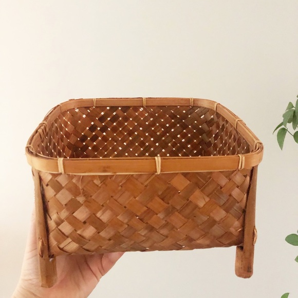Vintage Wicker Display Basket Stand Centerpiece